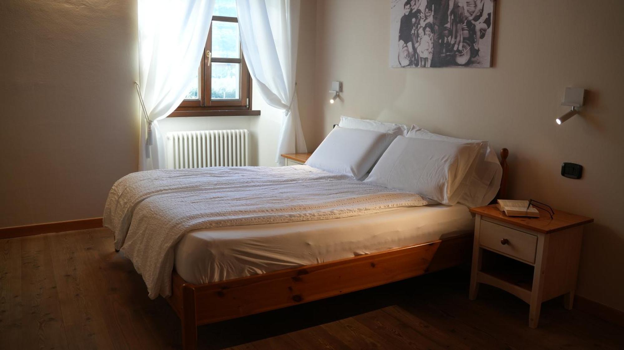 Residence La Colombera Рива дел Гарда Стая снимка
