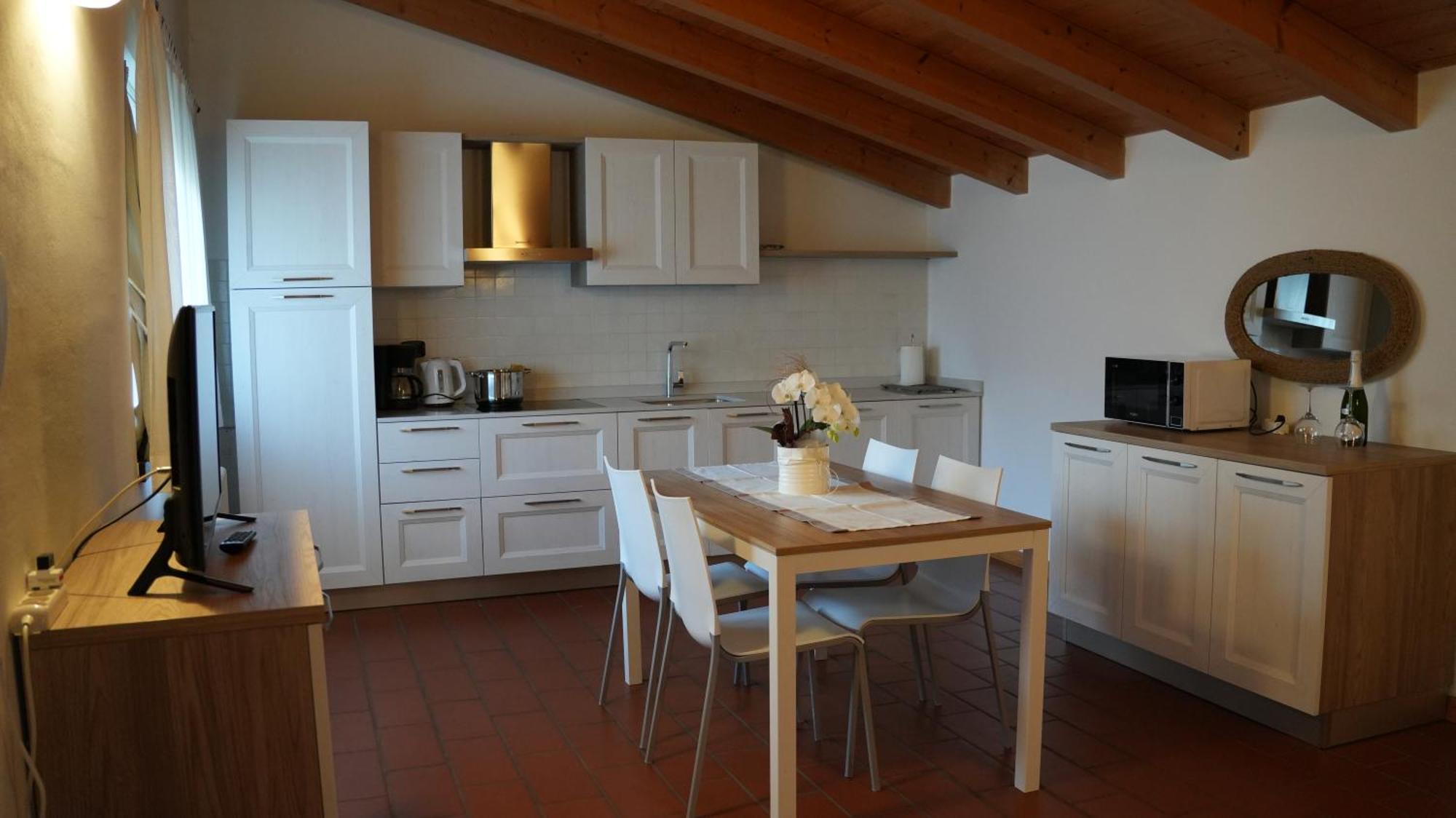 Residence La Colombera Рива дел Гарда Стая снимка